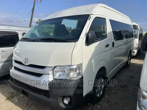 Toyota HiAce 2020 White