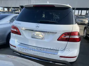 Mercedes-Benz M Class ML350 4dr SUV (3.5L 6cyl 7A) 2015 White