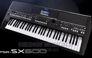 Yamaha Psr-sx600 Digital Workstation Arranger With 61 Keys