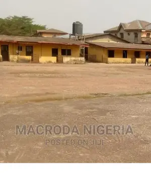 8plots Quarter + Warehouse Buildings at Akesan