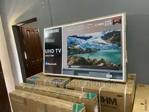 Big Screen Samsung 65 Inches Smart Frameless TV