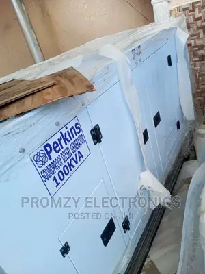 Perkins Diesel Soundproof Generator 100kva 100%