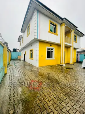 5bdrm Duplex in School For Sale At, Thomas Estate for sale
