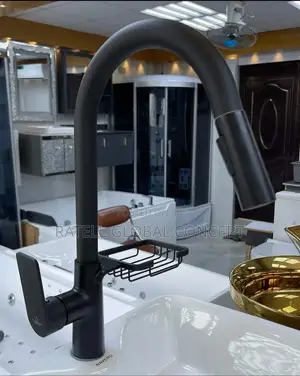Long Neck Pull-Out Kitchen Sink Mixer With Soap Holder
