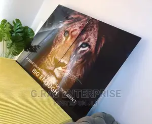 Wall Lion Moderate Frameless
