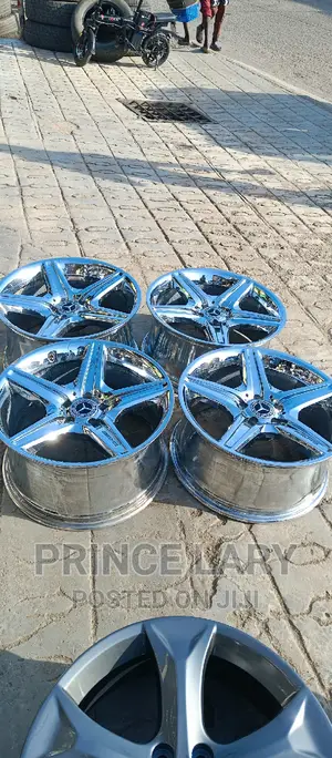 18 Inche Chrome Wheel at Hi-Tech Autostyle LTD