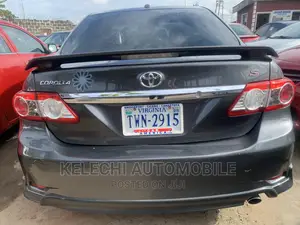 Toyota Corolla 2013 Gray