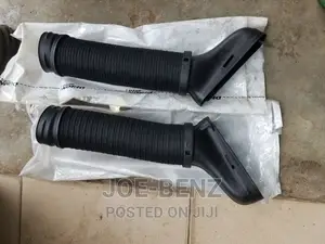 C300 Engine Cover and Wiper Blade