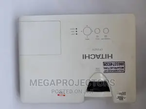 Brand Hitachi Projector