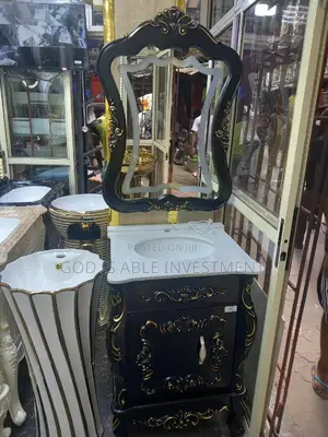 Executive Cabinet Basin With Mirror