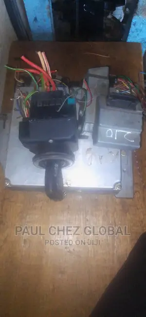 Brain Box Mercedes Benz (210)