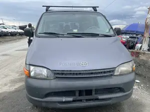 Toyota HiAce 2005 Grey