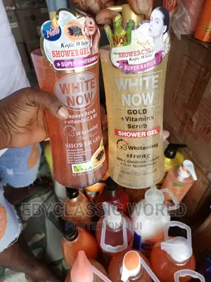 White Now Shower Gel With Scrub