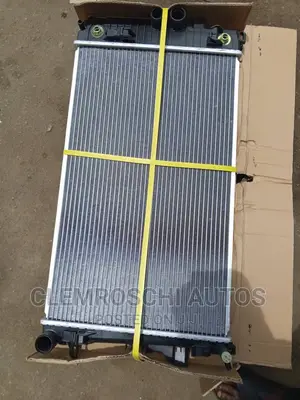 High Quality Certified Brand New Radiator for VIANO BUS