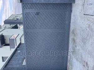 Rolling Remote Control Gate