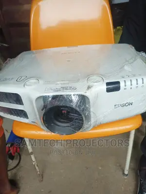 UK Used EPSON Powerlite Pro Cinema, Hall, Big Church Etc