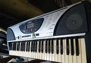UK Used Yamaha PSR-240 Keyboard