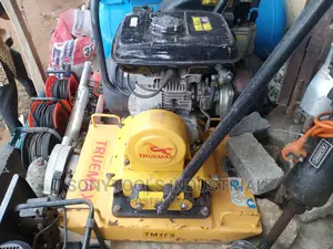 Plate Compactor 100 Kg