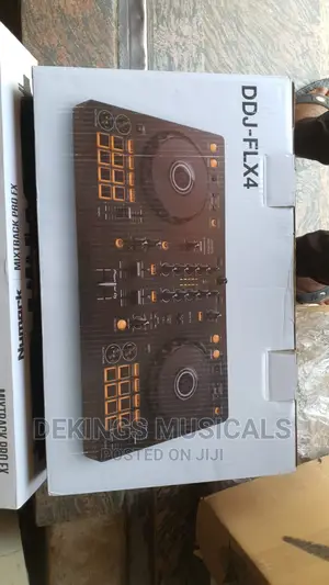 Ddj Flx4
2 Channel Dj Controller Turntable