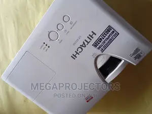 Hitachi Projector 4000 Lumens