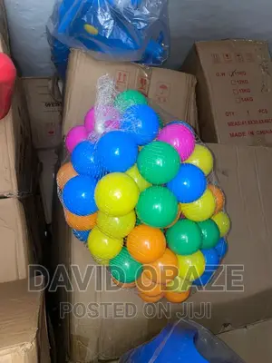 100pcs Of Soft And Colourful Balls