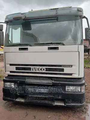 Iveco 6 Tyres Cooling Van (Foreign Use)