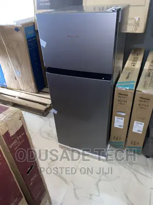 Durable Ref 172dr Top Freezer Refrigerator 124L