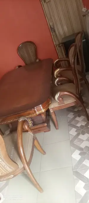 Turkeys Wooden Dining Table By6