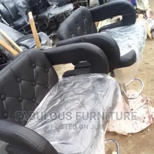 Salon Chair / Bar Stool