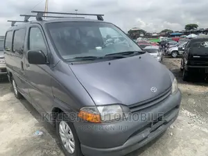 Toyota HiAce 2006 Grey