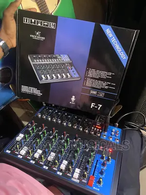 Yamaha 7 Channels Analog Mixing Console Mixer