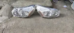 Head Lamp Pontiac Vibe 2010