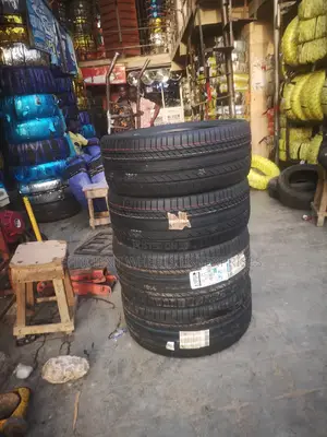Mercedes GLE Front and Back Tyre