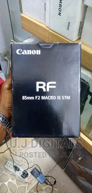Canon 85mm RF Len's F2