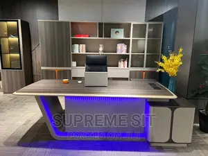 Super Executive Office Table With Light
