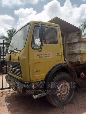 Mercedes Benz 1919 Dumper Truck 1987 Yellow