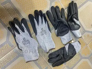 Anti Cut Safety Thick Gloves