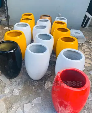 Beautiful Fiber Flower Vase