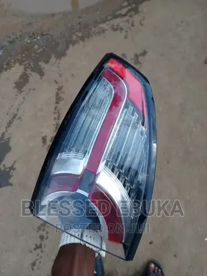Range Rover Discovery Sport Tail Light