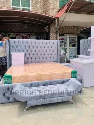 Royal Bedframe 6by6 With Drawers, Footrest Dressing Mirror