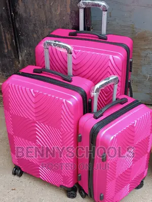 Set of 3 Rubber Plastic Travelling Luggage Boxes