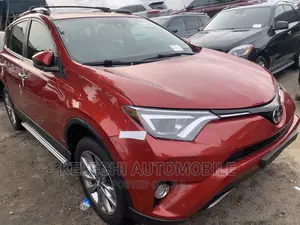 Toyota RAV4 2017 Red