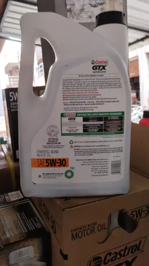 Castrol GTX 5w_30 Ultraclean