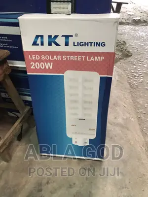 Akt LED Solar Street Lamp 200W