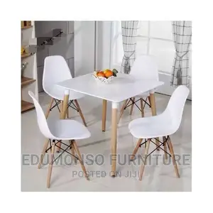 Stylish Dining Table and 4 Chair Set (White)