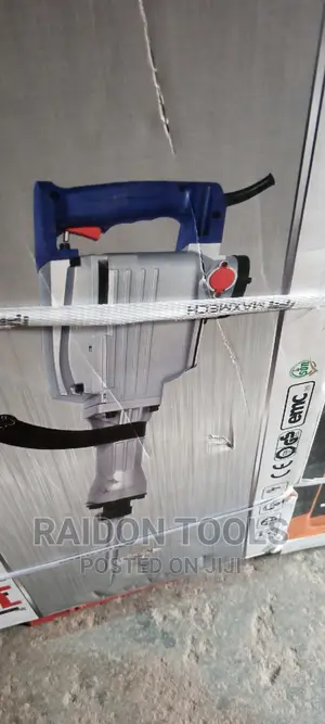 Demolition Breaker 1450, Maxmech