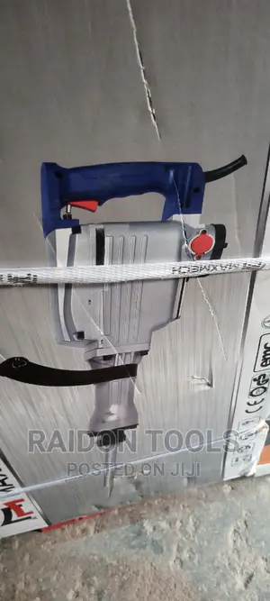 Demolition Breaker 1450, Maxmech