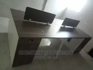 4 Seater Office Workstation