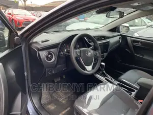 Toyota Corolla 2017 Gray