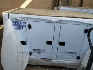 30kva Perkins Diesel Soundproof Generator 100% Copper Coil